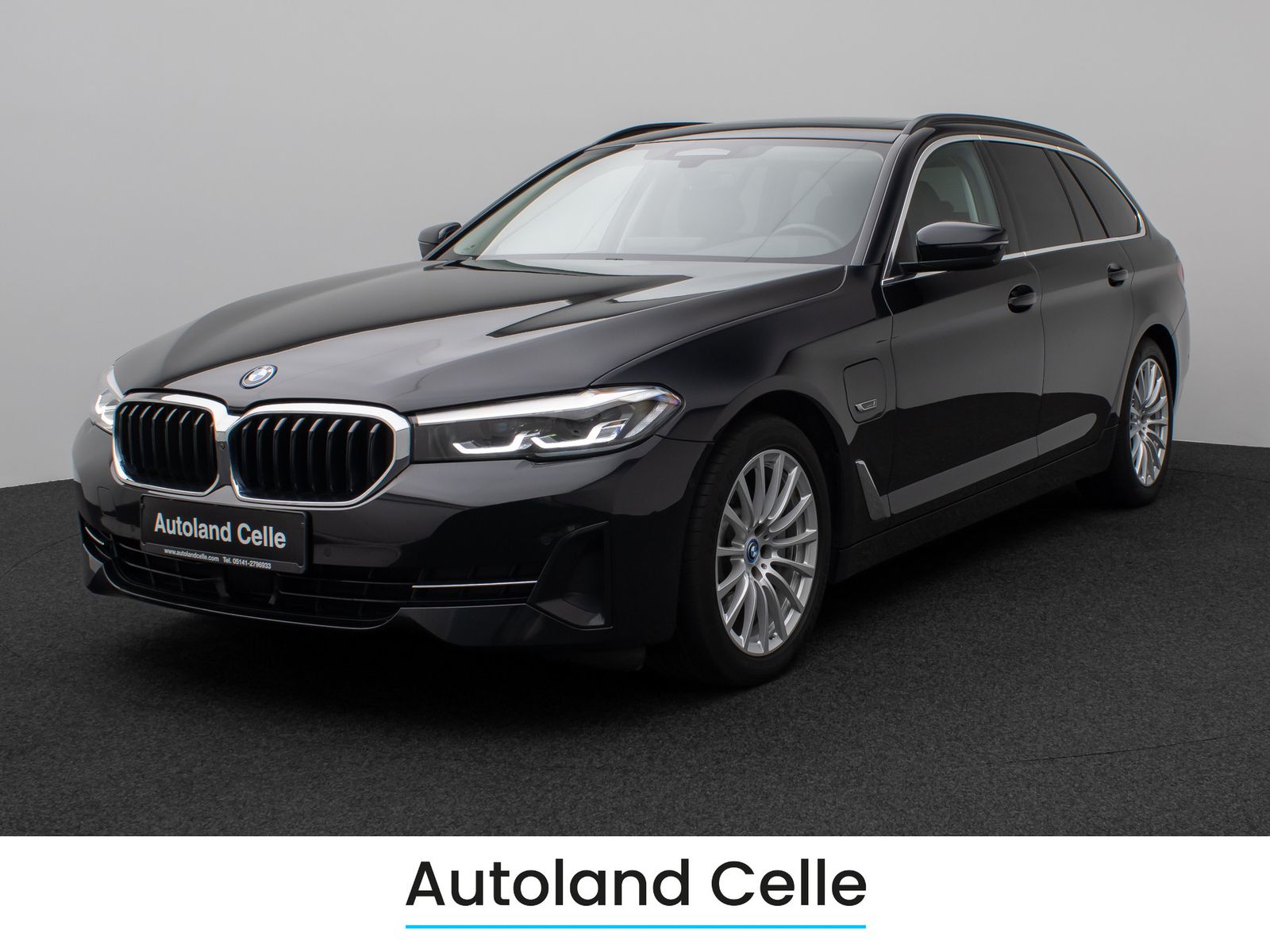 Fahrzeugabbildung BMW 530e Panorama 360°DAB H/K ACC AHK Alarm Leder