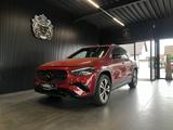 Mercedes-Benz GLA 180 PROGRESSIVE/KEYLESS/LED/NIGHT/KAMERA/DAB - rote Mercedes-Benz GLA 180