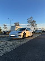 Tesla Model 3 Allradantrieb mit Dualmotor Performa... - Tesla Model 3 in Leipzig