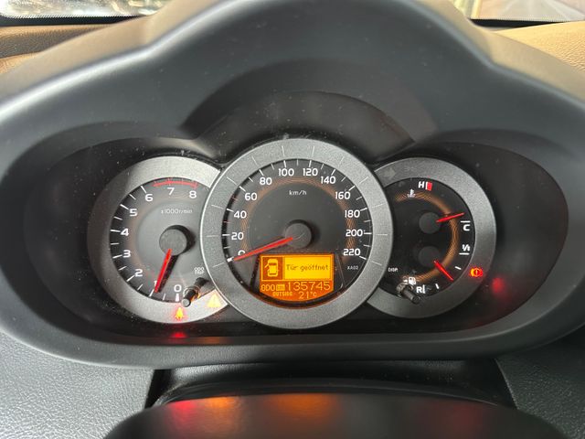 Toyota RAV 4 Team *4×4*Benzin*All Terrain*