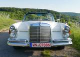 Mercedes-Benz 1962 Mercedes-Benz 220 SE b Handschaltung - Mercedes-Benz 220: Cabrio, 220se