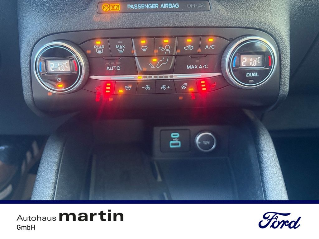 Fahrzeugabbildung Ford Kuga 1.5 Titanium PDC SHZ KAMERA NAVI ACC LED