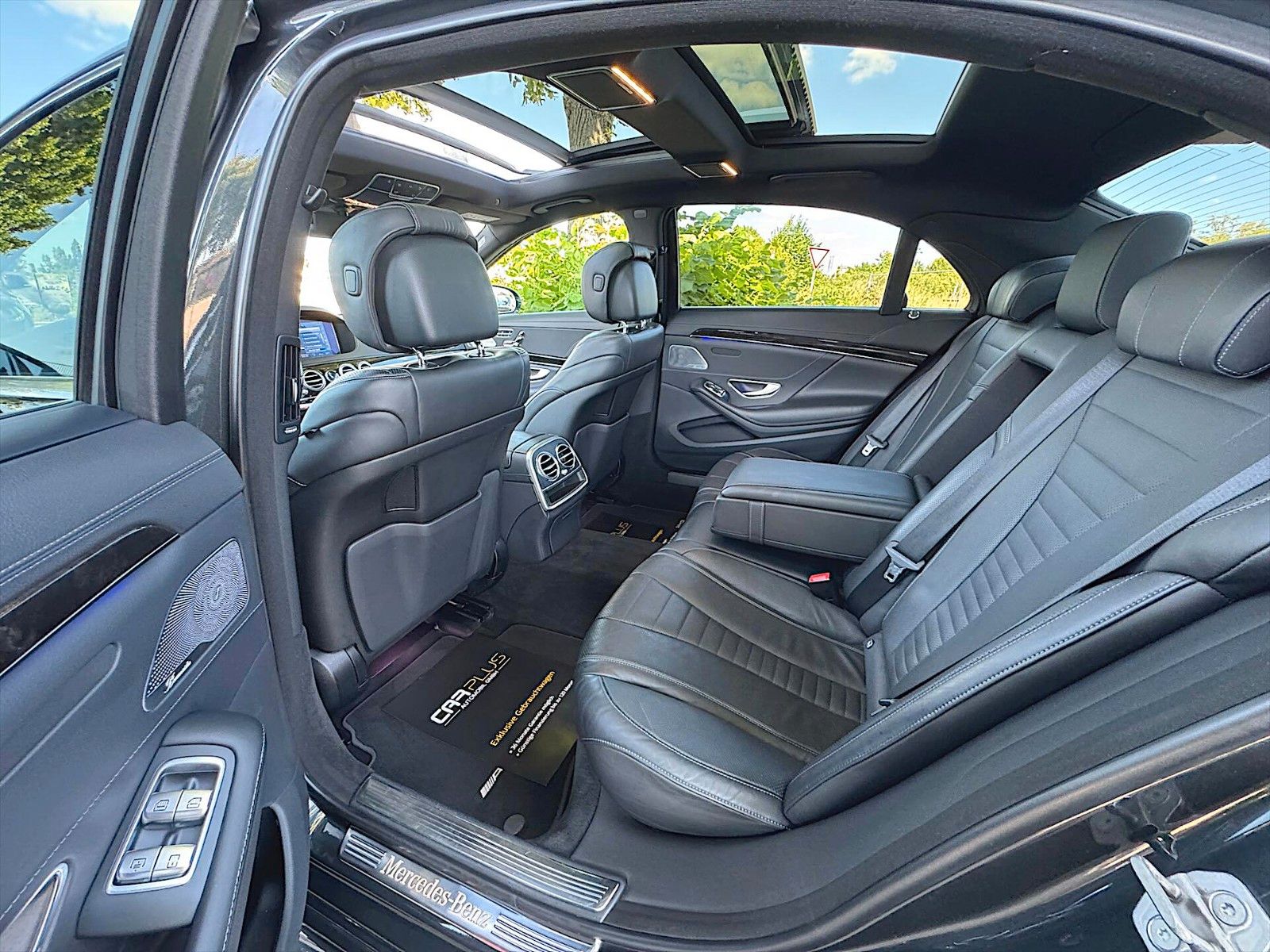 Fahrzeugabbildung Mercedes-Benz S 400d L AMG *Multibeam*Pano*ACC*DAB*Burmester*