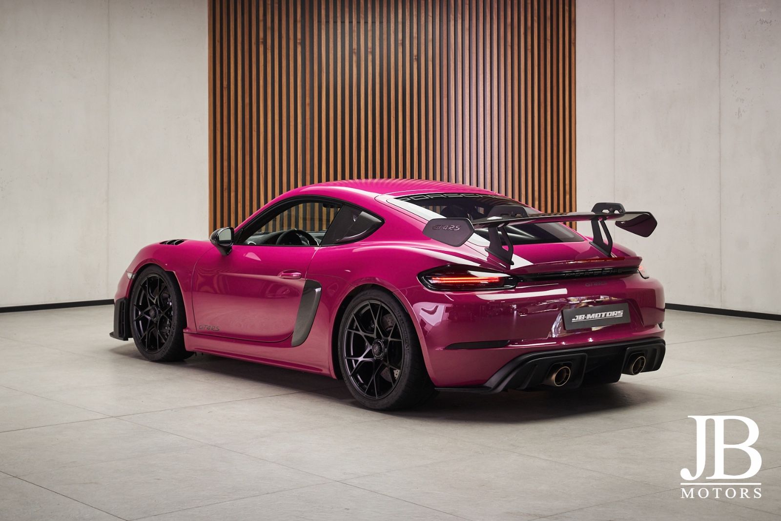 Fahrzeugabbildung Porsche GT4 RS Weissach Lift Clubsport Chrono LED