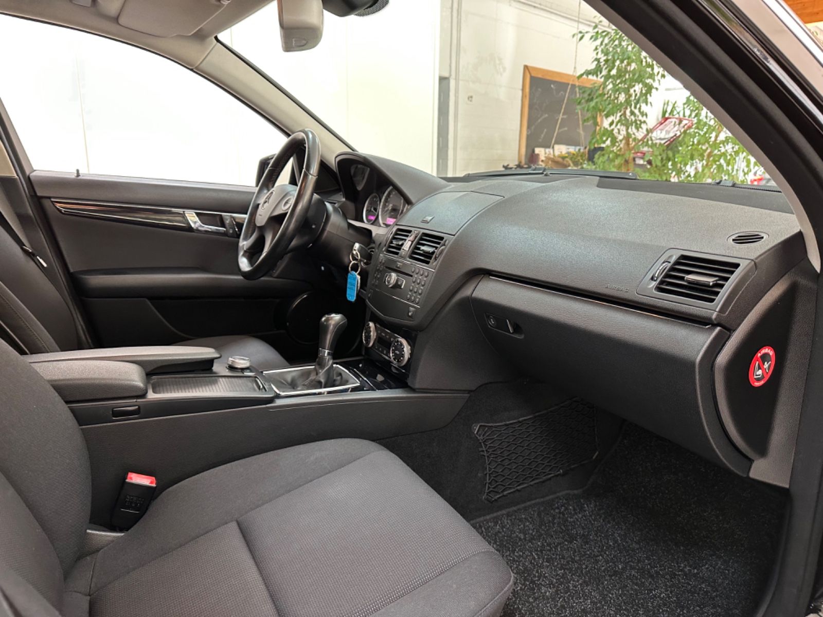 Fahrzeugabbildung Mercedes-Benz C 200 CDi Lim.*Klima*Sitzheizung TÜV neu