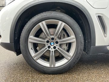 BMW X5 xDrive45e (ab 2019) xLine Gestiksteuerung
