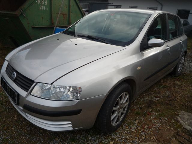 Fiat Stilo 1.6 16V Dynamic--ZAHNRIEMENSCHADEN