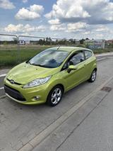 Ford Fiesta Titanium 1,25l mit Tempomat!!! 60kW/82PS - Ford Fiesta: 60 Ps