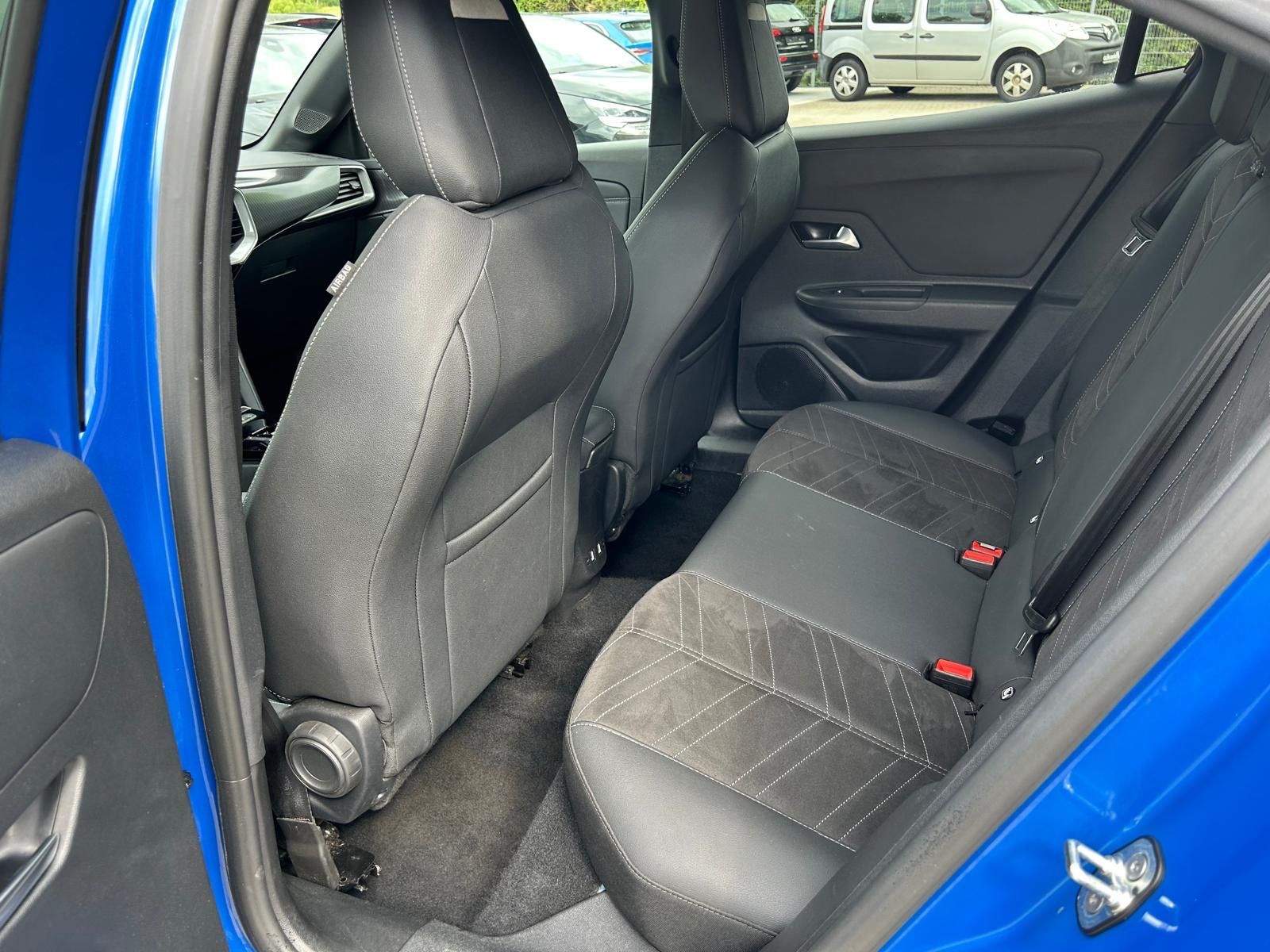 Fahrzeugabbildung Opel Mokka e Ultimate°50 kWh°LED°Kamera°Leder°