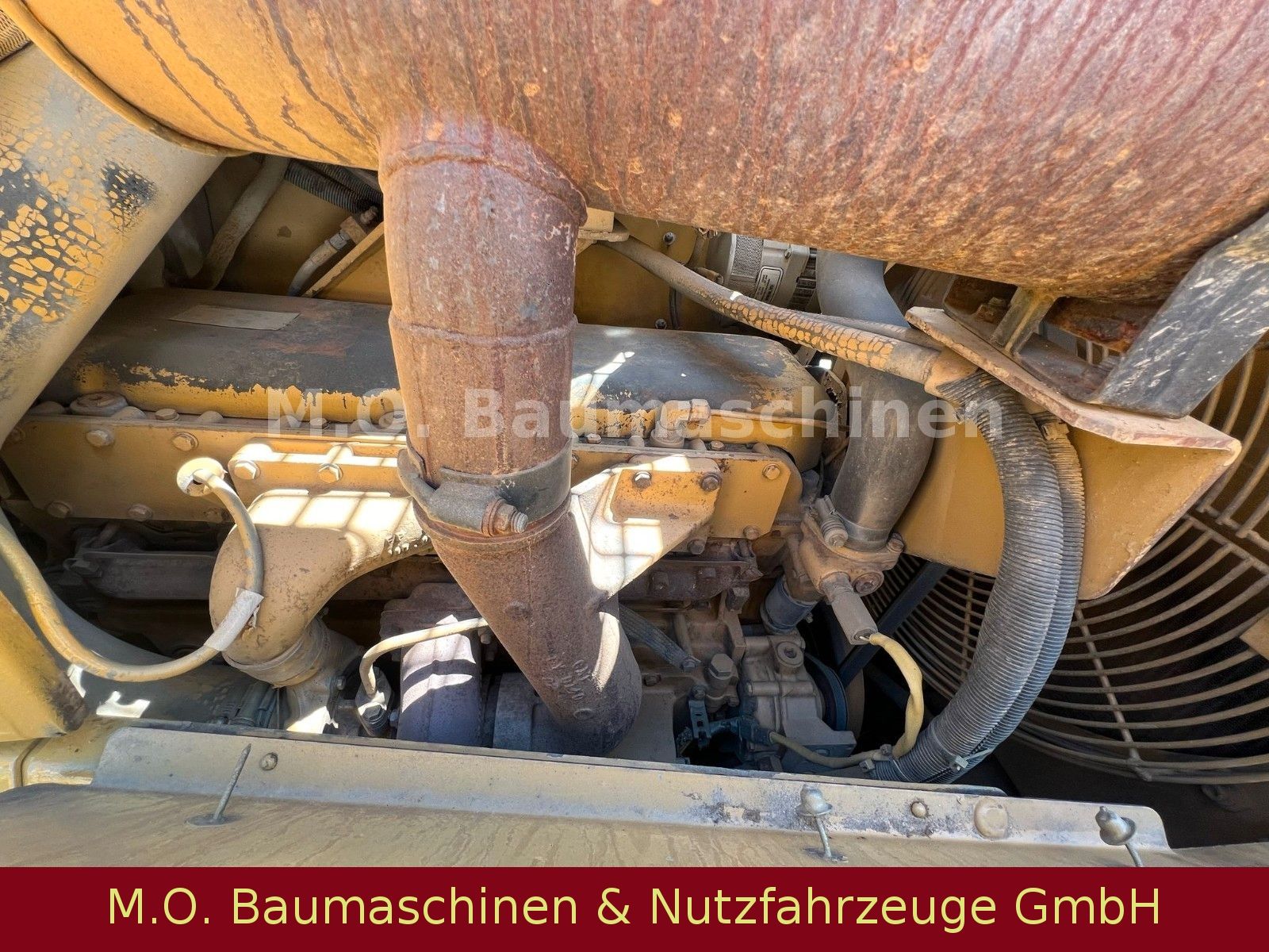 Fahrzeugabbildung CAT D 6 M  XL / Ripper /