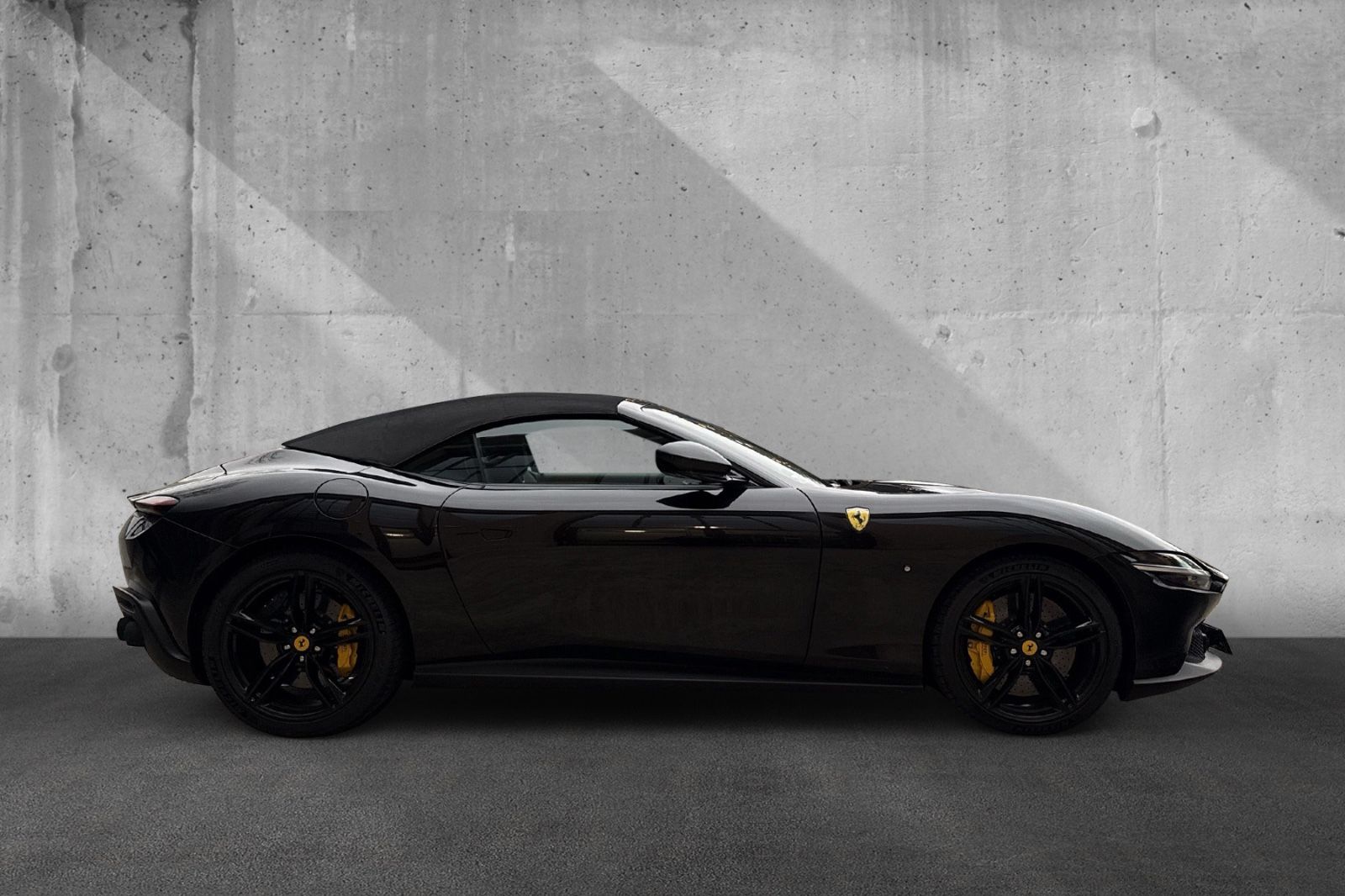 Fahrzeugabbildung Ferrari Roma Spider*Daytona*LEDs*Sitzklima*ACC