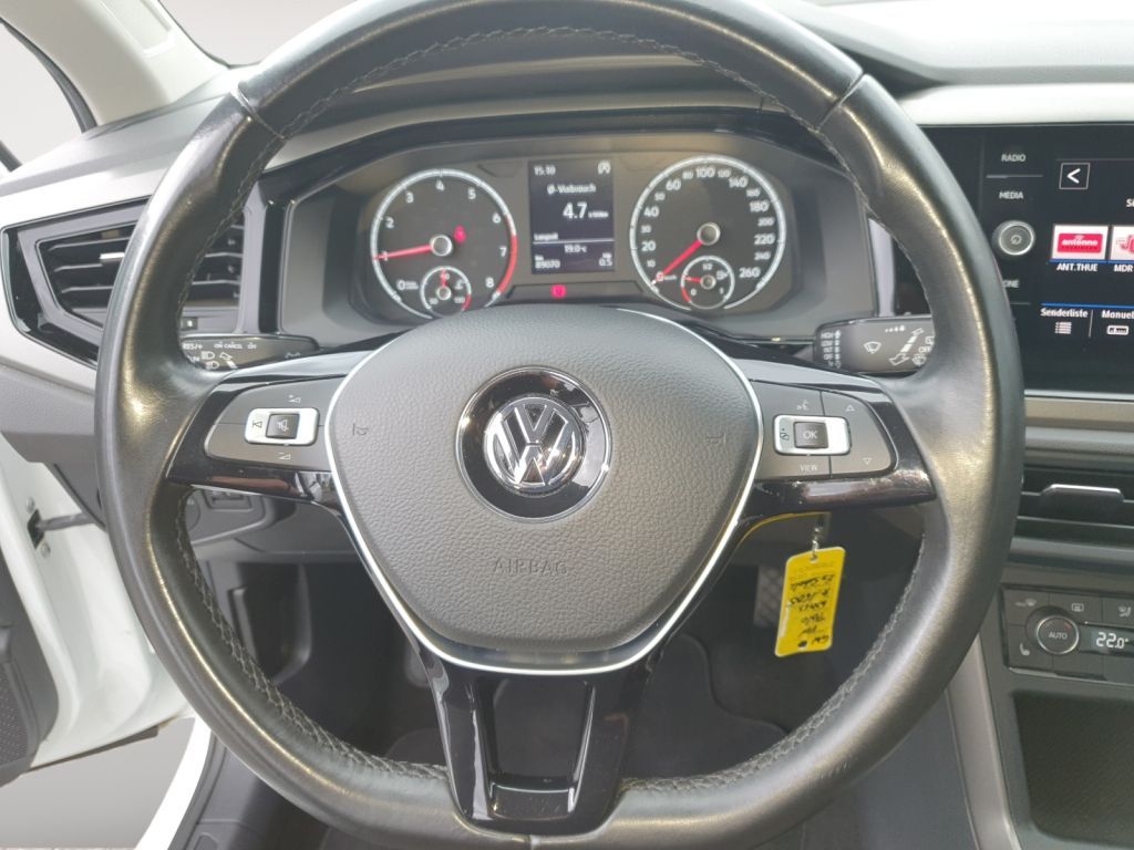 Fahrzeugabbildung Volkswagen Polo 1.0 Comfortline Sitzheizung, Climatr., PDC.