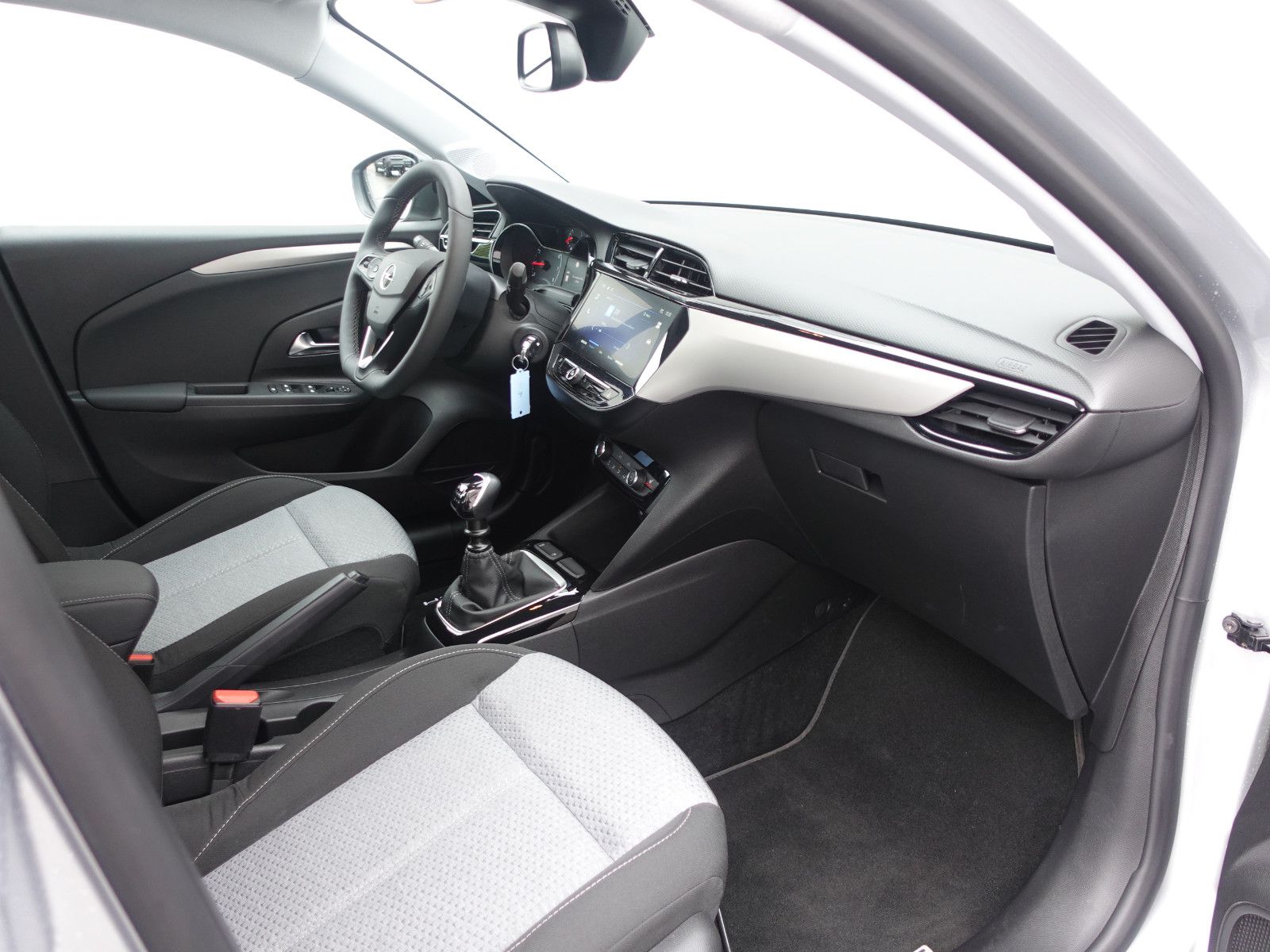 Fahrzeugabbildung Opel Corsa 1.2Turbo Edition SHZ,PDC,Allwetter,Klima