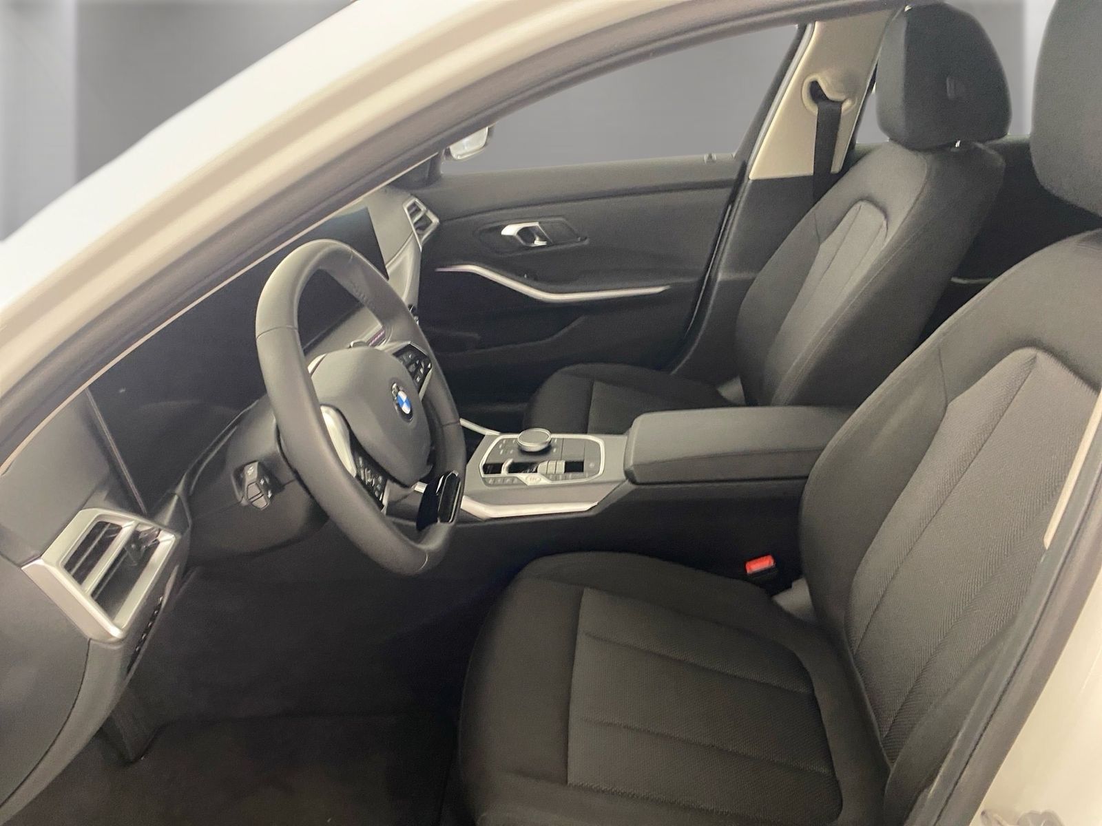 BMW 320 - Bild 9