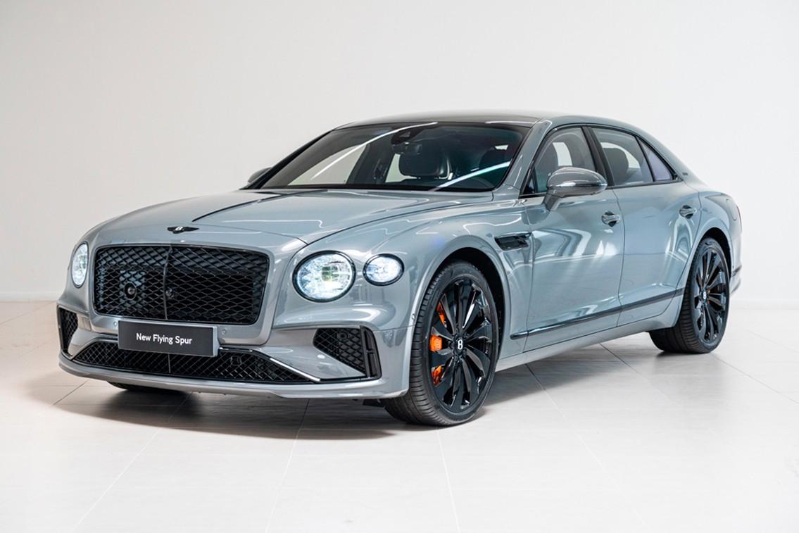 Bentley Flying Spur Black Edition