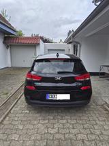 Hyundai i30 1.4 T-GDI Style / Navi+Kamera / LED - Hyundai i30 Style mit Benzin-Antrieb