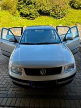 Volkswagen Passat 1.6 Basis Basis - gebrauchte VW Passat aus dem Jahr 1999