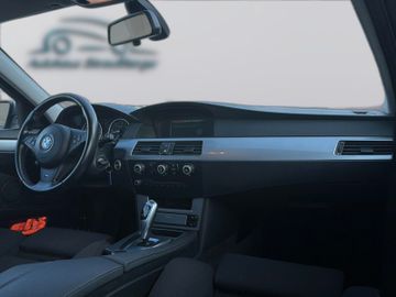 BMW 525 - 12
