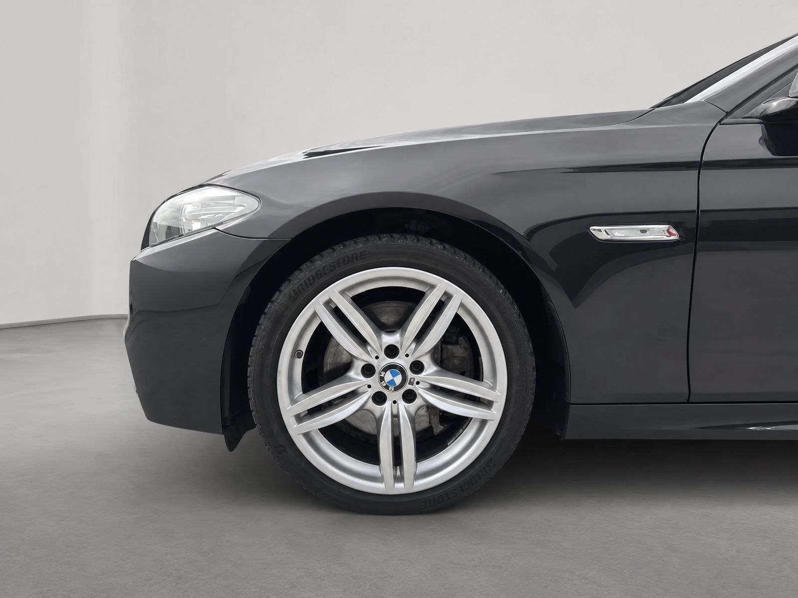 BMW 530 530 d Limousine  xDrive M Sportpaket*S-Dach*AHK*, Ansicht 13