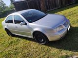 Volkswagen Bora 1.6 Comfortline Comfortline - Volkswagen Bora: Comfortline