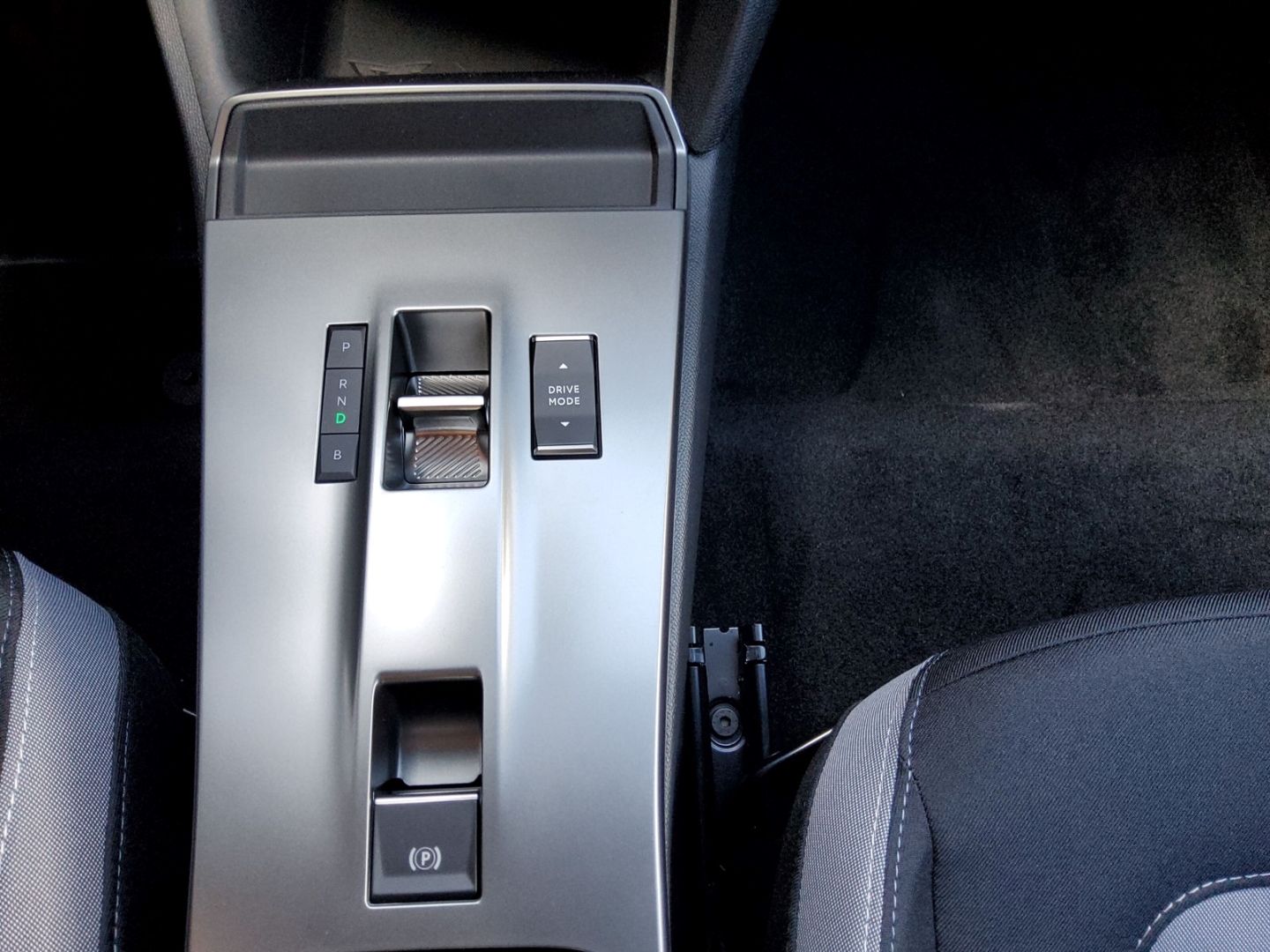 Fahrzeugabbildung Opel Mokka-e Edition Wärmepumpe Komfort-Paket LED Car