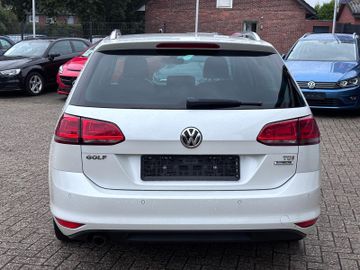 Volkswagen Golf - 5