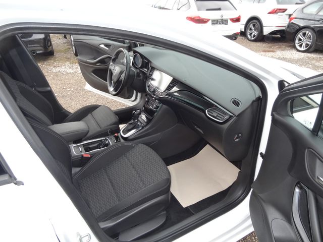 Fahrzeugabbildung Opel Astra K Dynamic/LED/GSD/Kamera/Navi/200PS/71.000