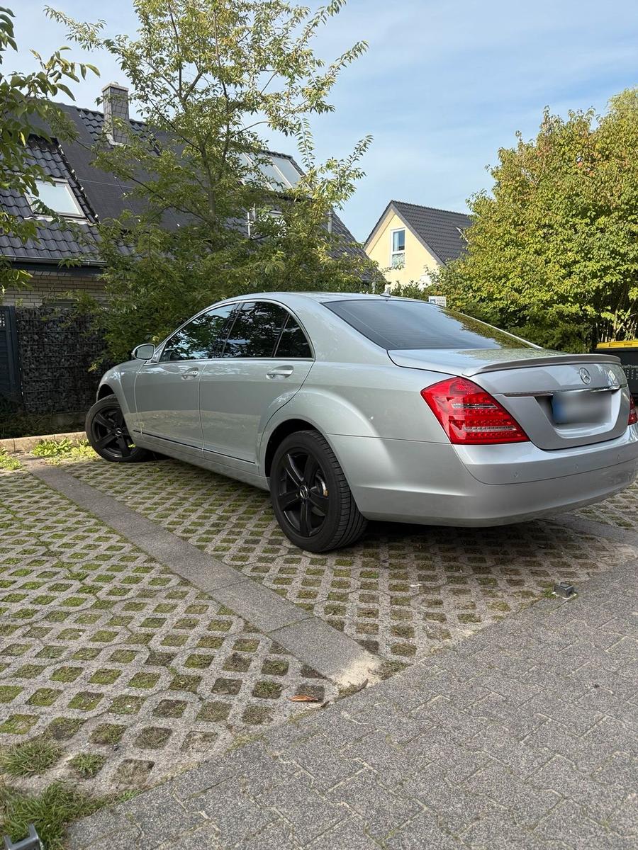 Mercedes-Benz S 320