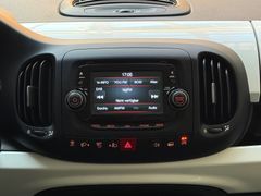 FIAT 500L|PDC|Klima|DAB|Navi|Tempomat|Bluetooth|AUX FIAT 500L|PDC|Klima|DAB|Navi|Tempomat|Bluetooth|AUX