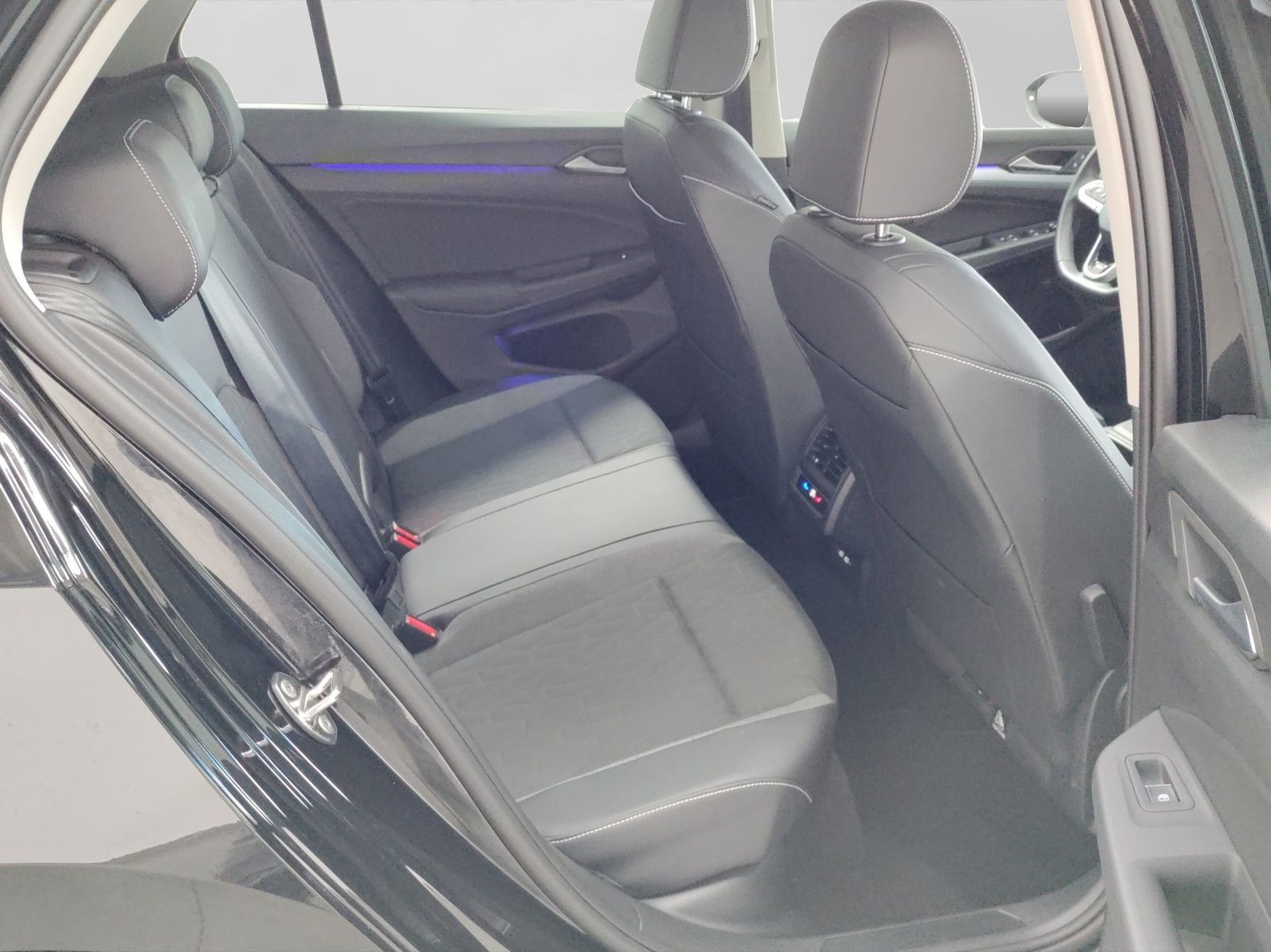 Volkswagen Golf - Bild 6