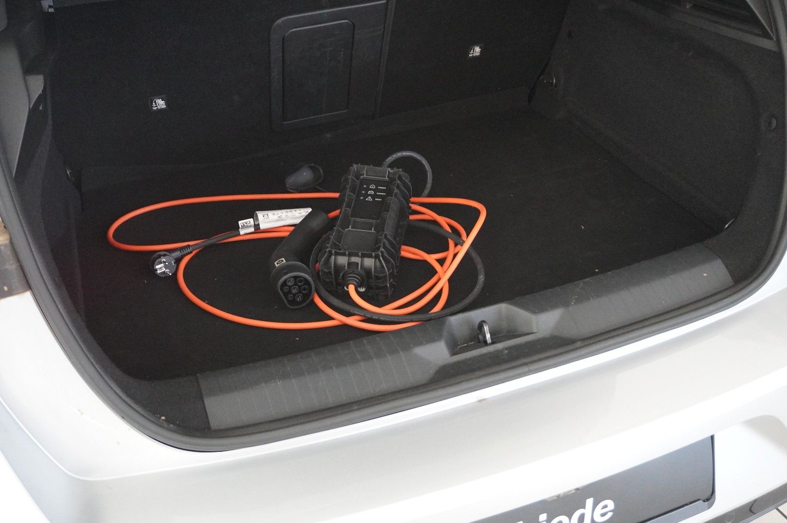 Fahrzeugabbildung Opel Astra L Lim. 1.6 HYBRID GS SPORT NAVI/360°/SPORT