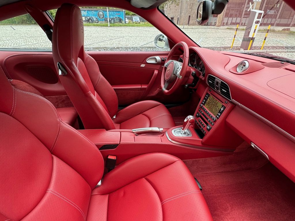 PORSCHE 997 2010