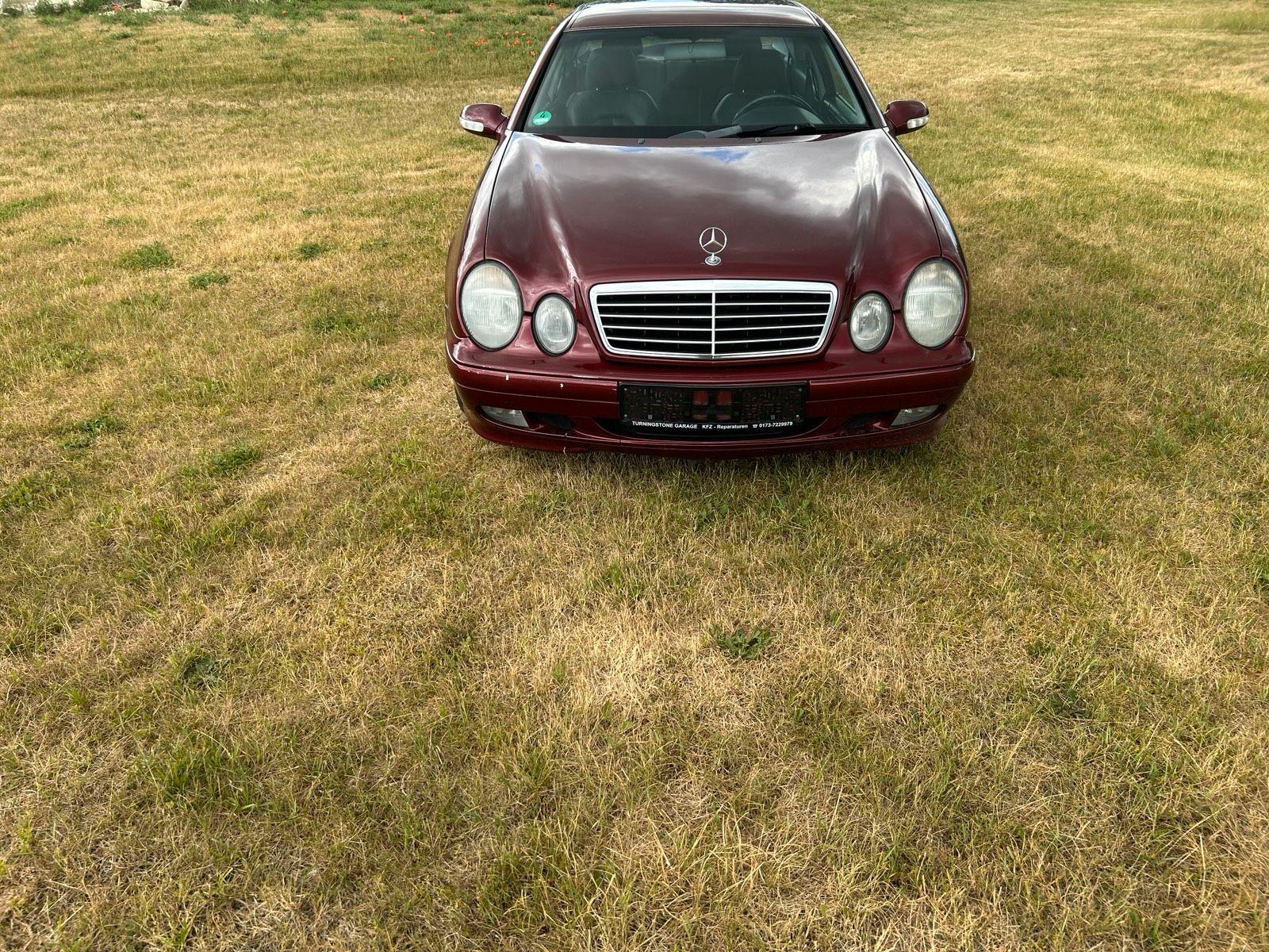 Mercedes-Benz CLK 230