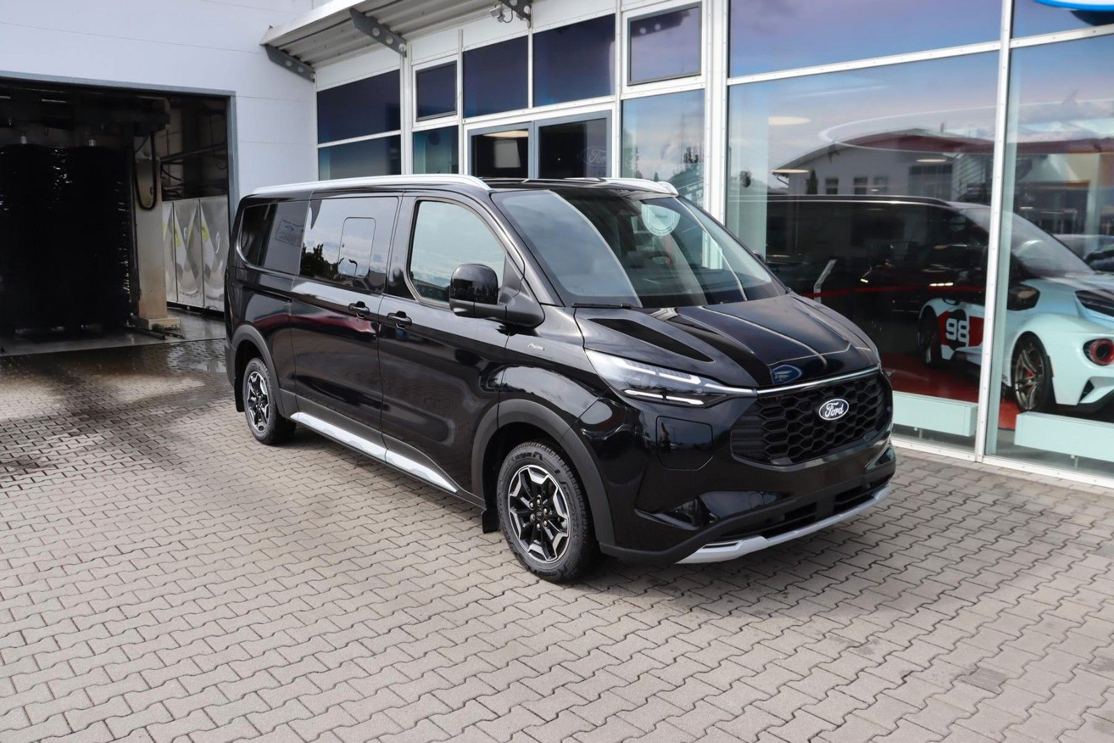 Ford Tourneo Custom Active PHEV 340/L2 0,0 % FIN*