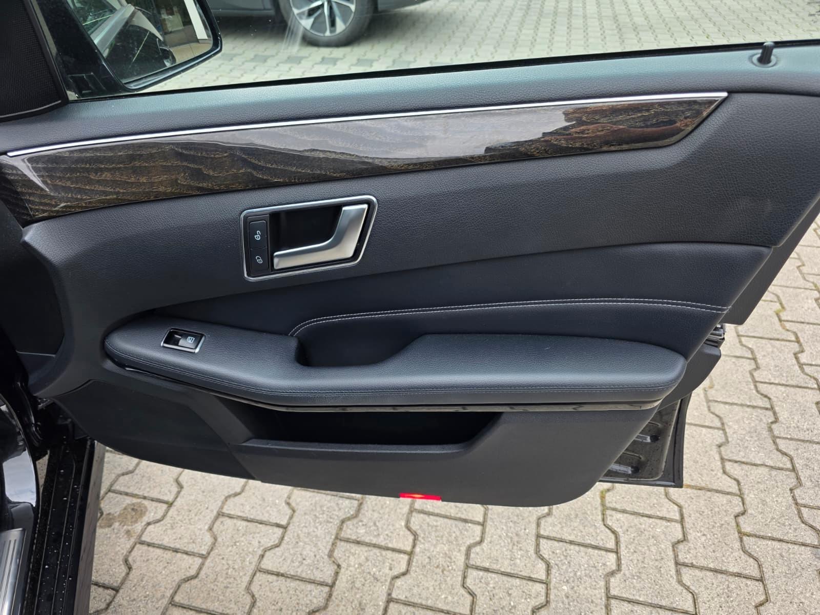 Mercedes-Benz E 200T-Modell BlueTec  Avantgarde Scheckheft
