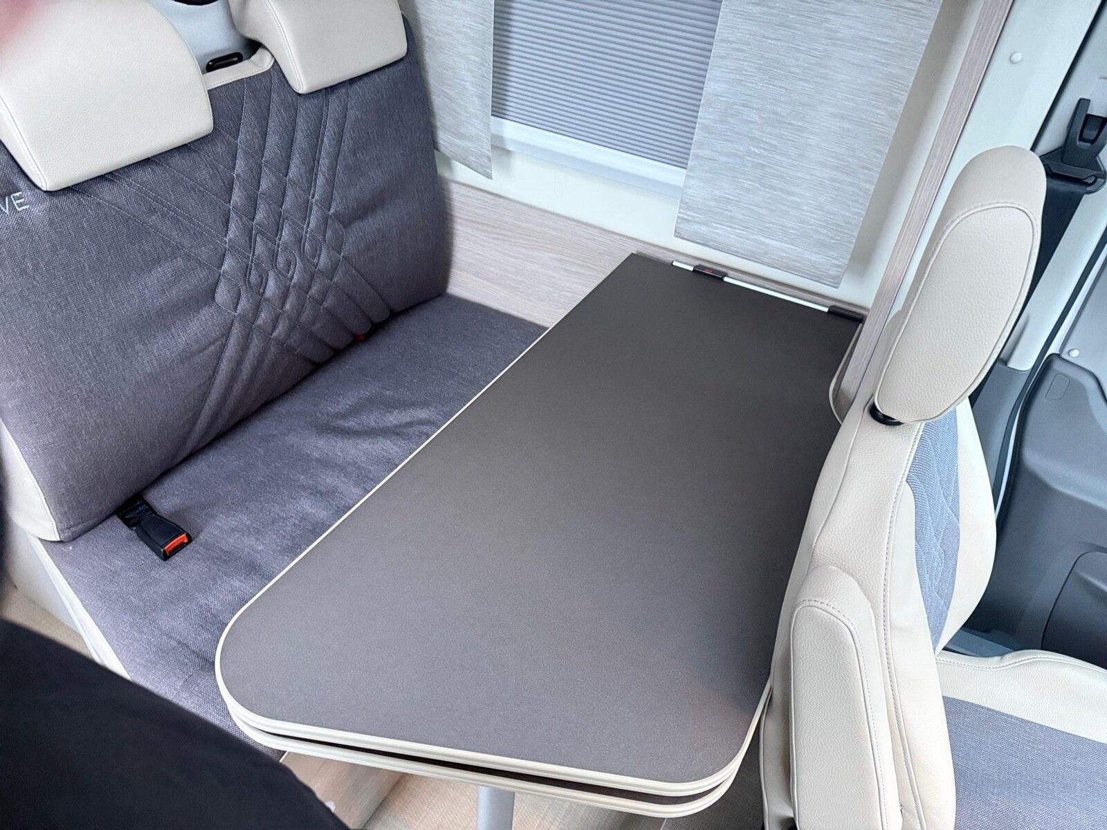 Fahrzeugabbildung Bürstner Lineo T 690 G