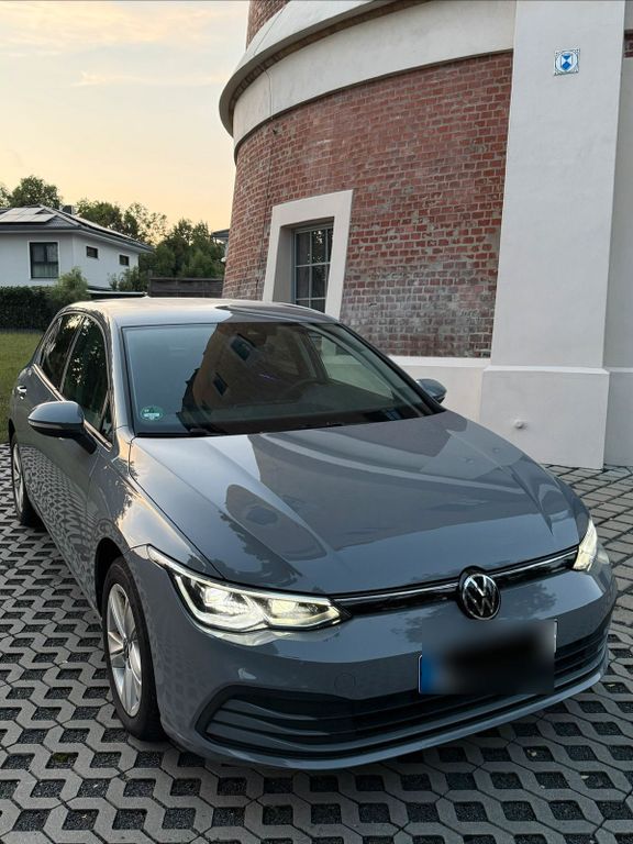 Image of Volkswagen Golf
