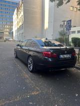 BMW F10 523i-530 - BMW 523 aus 2010: 523i