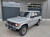 Mitsubishi Pajero L040 V6 3.0 L  - Mitsubishi Gebrauchtwagen von 1990