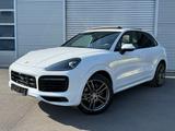 Porsche Cayenne 3.0 V6 AHK Bose HUD Pano LED 360°Kam