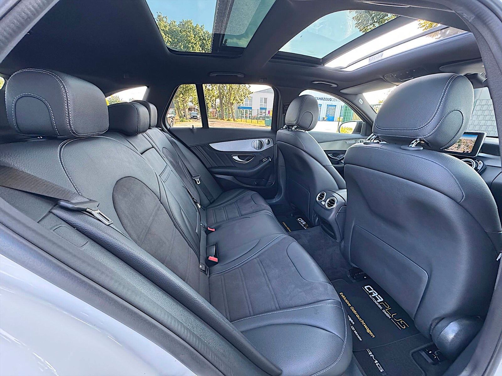 Fahrzeugabbildung Mercedes-Benz C 63 T AMG Night Paket *ACC*Pano*Burmester*LED*