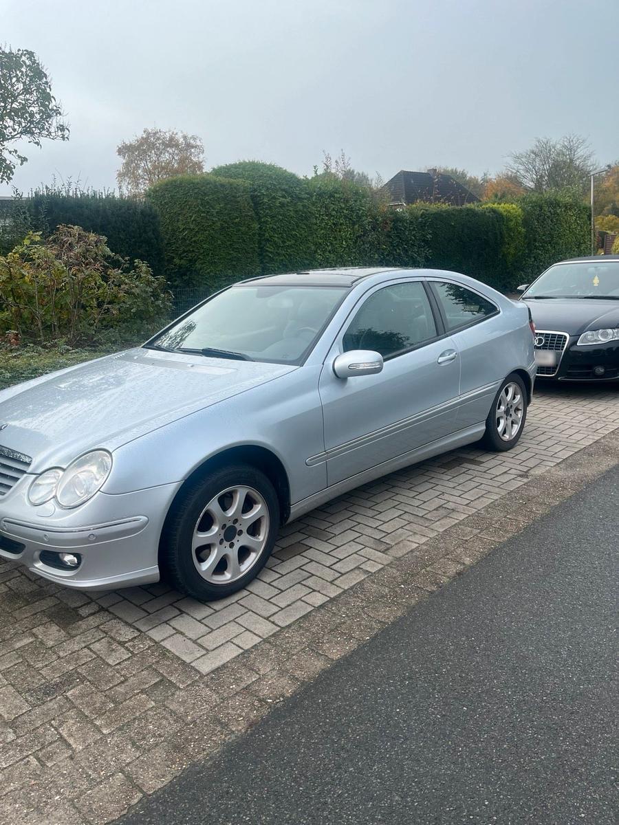 Mercedes-Benz CLC 230
