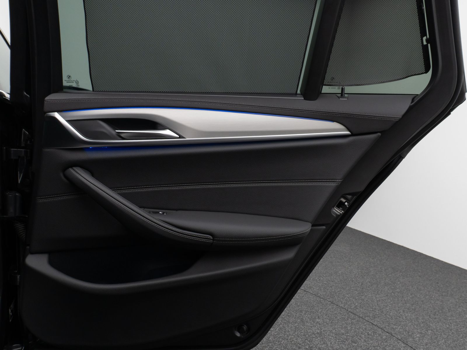 Fahrzeugabbildung BMW 540i xD LuxuryLine Panorama Laser Kamera SoftCL
