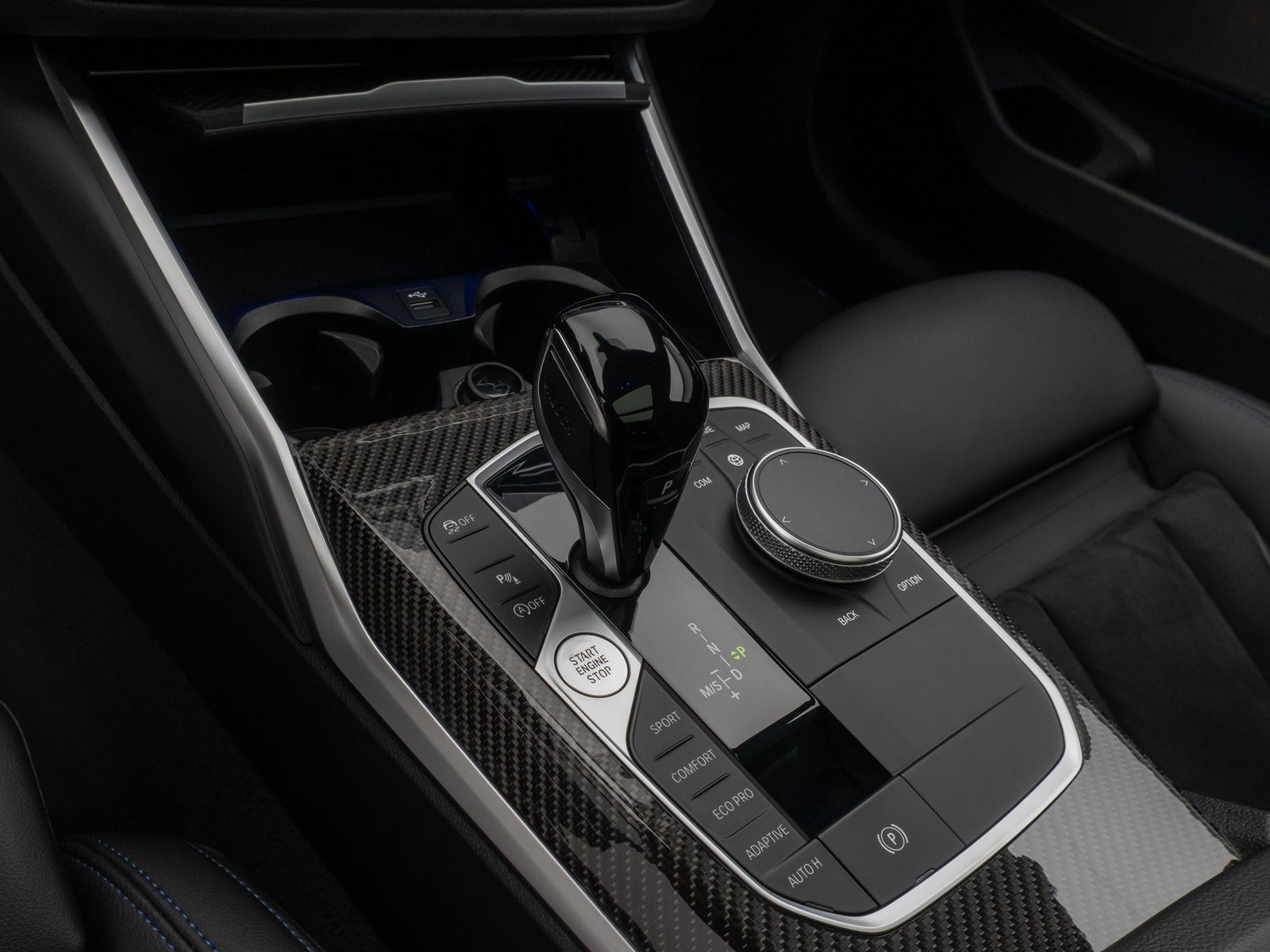 Fahrzeugabbildung BMW 320i M Sport Panorama Kamera DAB H/K AHK 19Zoll