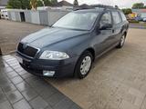 Skoda Octavia 1.6 MPI Active Klima for free Combi ... - Skoda Octavia: Mpi