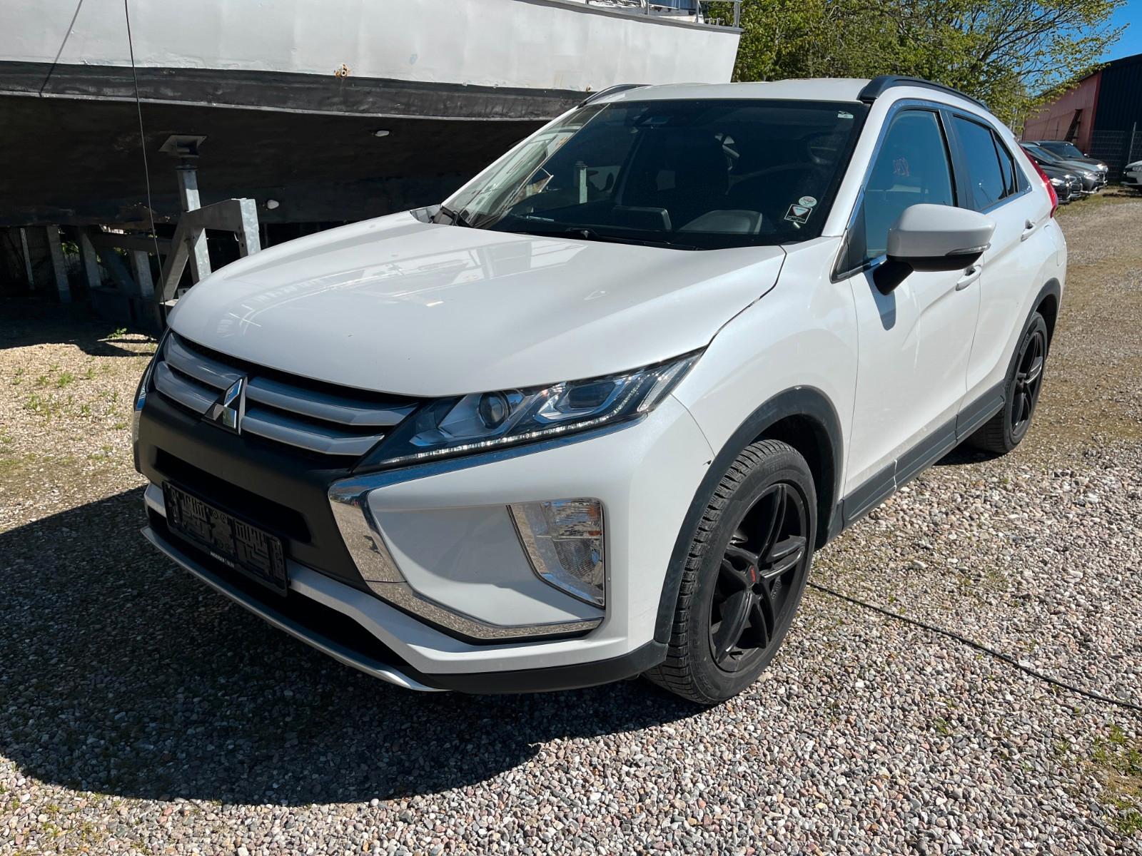 Mitsubishi Eclipse Cross Invite
