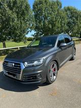 Audi SQ7 4.0 TDI qu Allradlenkung, MATRIX, PANO - Audi SQ7 von privat