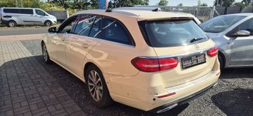 Mercedes E 200 - 4