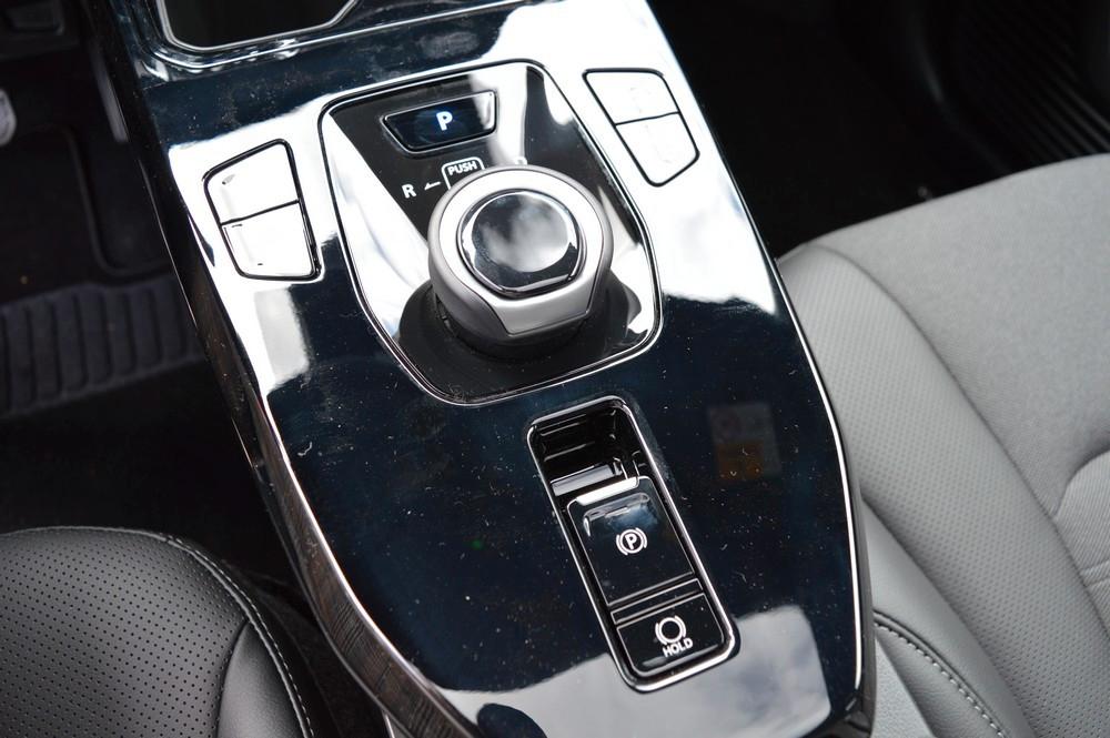 Suzuki e Vitara 61 kWh Comfort+ Allgrip *Voll+360+Pano*
