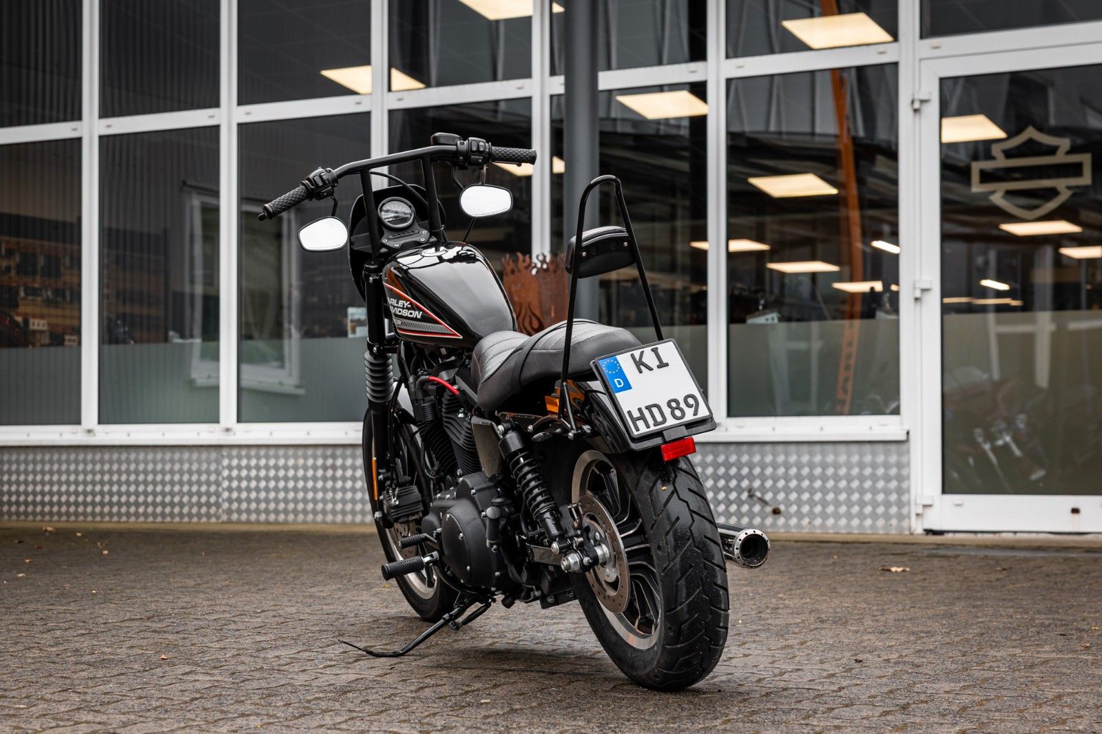 Fahrzeugabbildung Harley-Davidson Sportster XL883R Roadster - MILLER ABGASANLAGE -